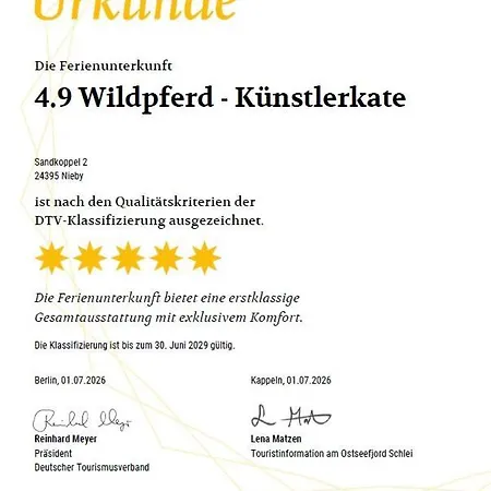 Reetdorf Geltinger Birk Kuenstlerkate Wildpferd *
